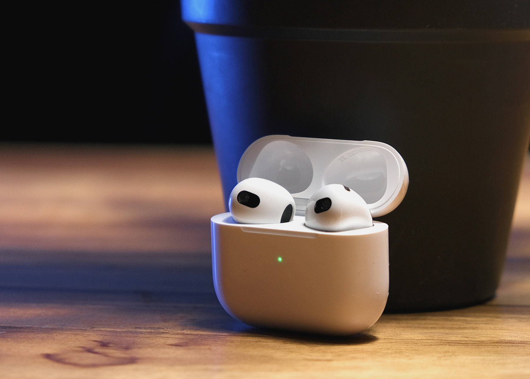 AirPods (3rd generation) with MagSafe Charging Case